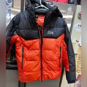 Mountain Hard Gear Men’s Phantom Belay Down Parka Jacket NWOT